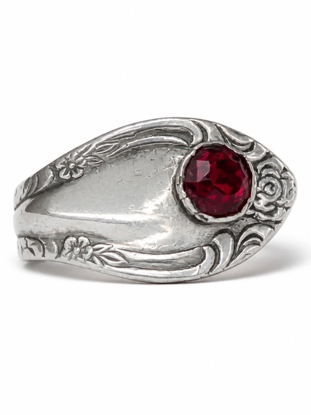 Reed & Barton Spoon Ring – Red Crystal & Floral Engraved Stainless Steel, Size 7 - Picture 9 of 14